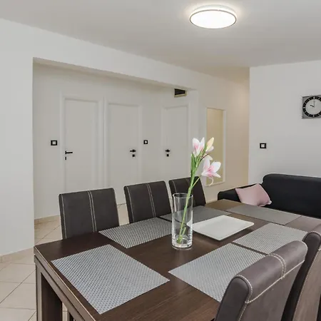 Nice Home In Privlaka With House Sea View