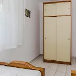 5 Bedroom Awesome In Privlaka (Zadar)