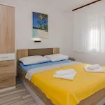 Σπίτι διακοπών 5 Bedroom Awesome In