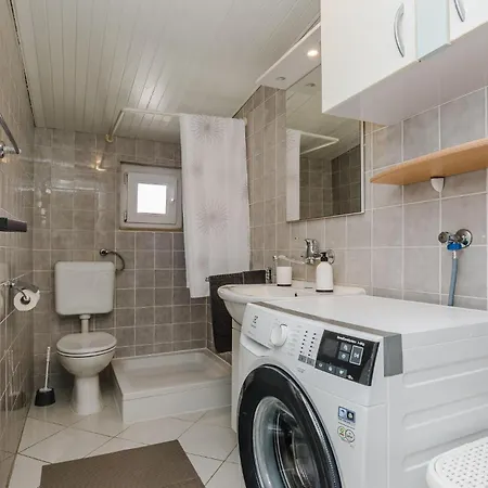 Amazing Home In Privlaka With House Sea View * Privlaka (Zadar)