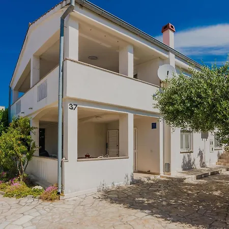 Amazing Home In Privlaka With House Sea View * Privlaka (Zadar)