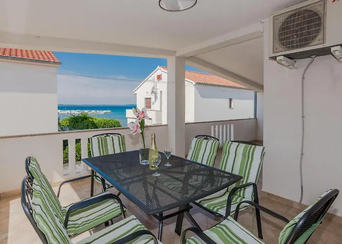 5 Bedroom Awesome In