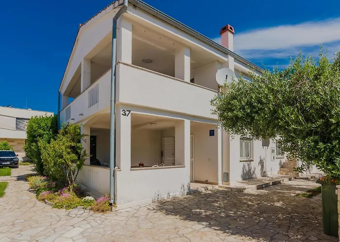 5 Bedroom Awesome In * Privlaka (Zadar)